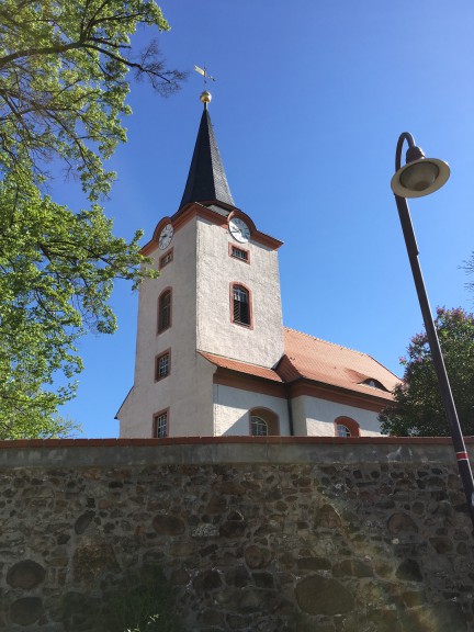 Dreiskau's church