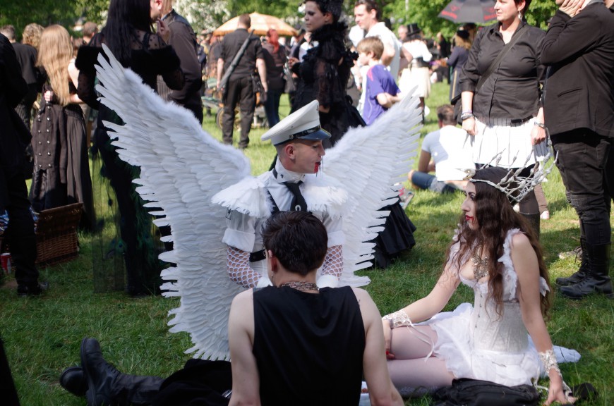 Duong Le for Leipglo at WGT Goth Festival Victorian Picnic at Clara Zetkin Park (2016)