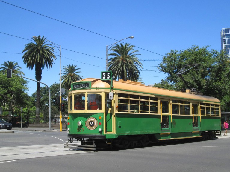 Historic Melbourne tram. Photo: Lito Seizani