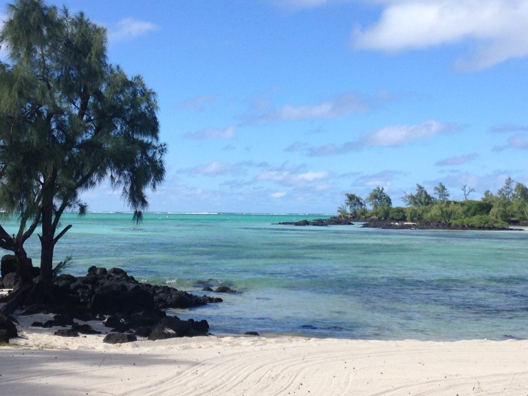 The calm crystalline waters off Île aux Cerfs, which we visited on a Mauritian catamaran tour. (Photo: Ana Ribeiro)