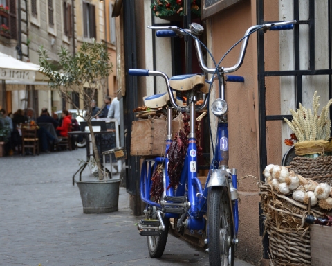 An American foodie's favorite stops during her delicious tour through Rome, Italy.