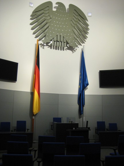 If you ever want to stand at the speaker’s desk of the Bundestag, you don’t need to be elected: Go to the museum of German parliamentary history in Berlin’s German Church (Deutscher Dom) and enter the replica of the Federal Diet’s plenary hall that you see in the picture. (Photo: Maximilian Georg)