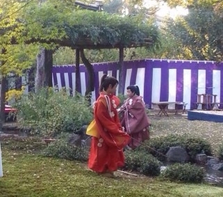 The end of the annual reenactment of the poetry and sake challenge game (called kyokusui-no-en) in the Jonan-gu Shrine - always on the 3rd of November. (Photo: Helena Flam)