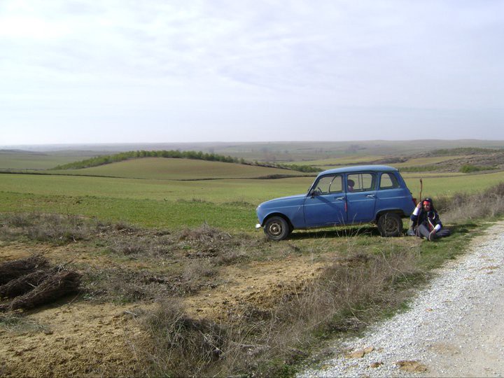 Our guest columnist somewhere along the Camino de Santiago. (Photo courtesy of Alejandro Estrella)