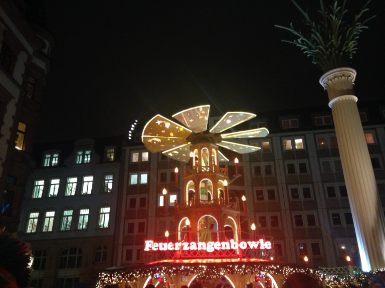 The Feuerzangenbowle station at the Leipzig Christmas Market. (Photo: Ana Ribeiro)