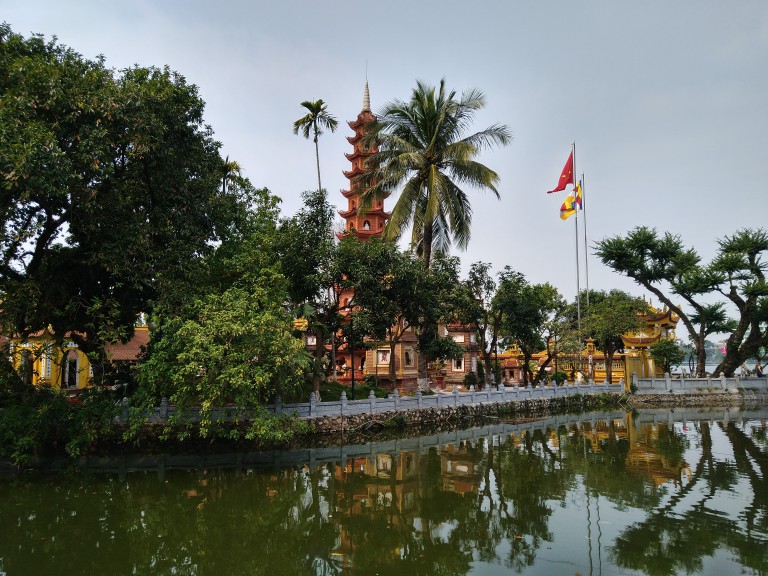 Eating one's way through Hanoi