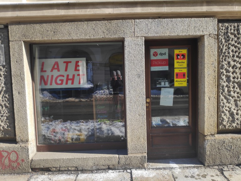 Late Night Späti on Arthur-Hoffmann-Straße 47, currently closed due to corona 