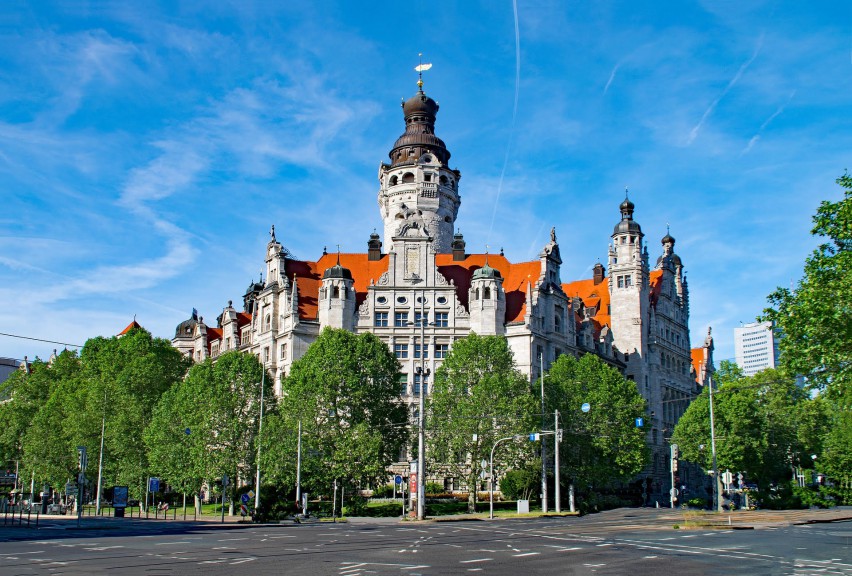Leipzig Neues Rathaus city hall, public domain photo, Migrants' Council story